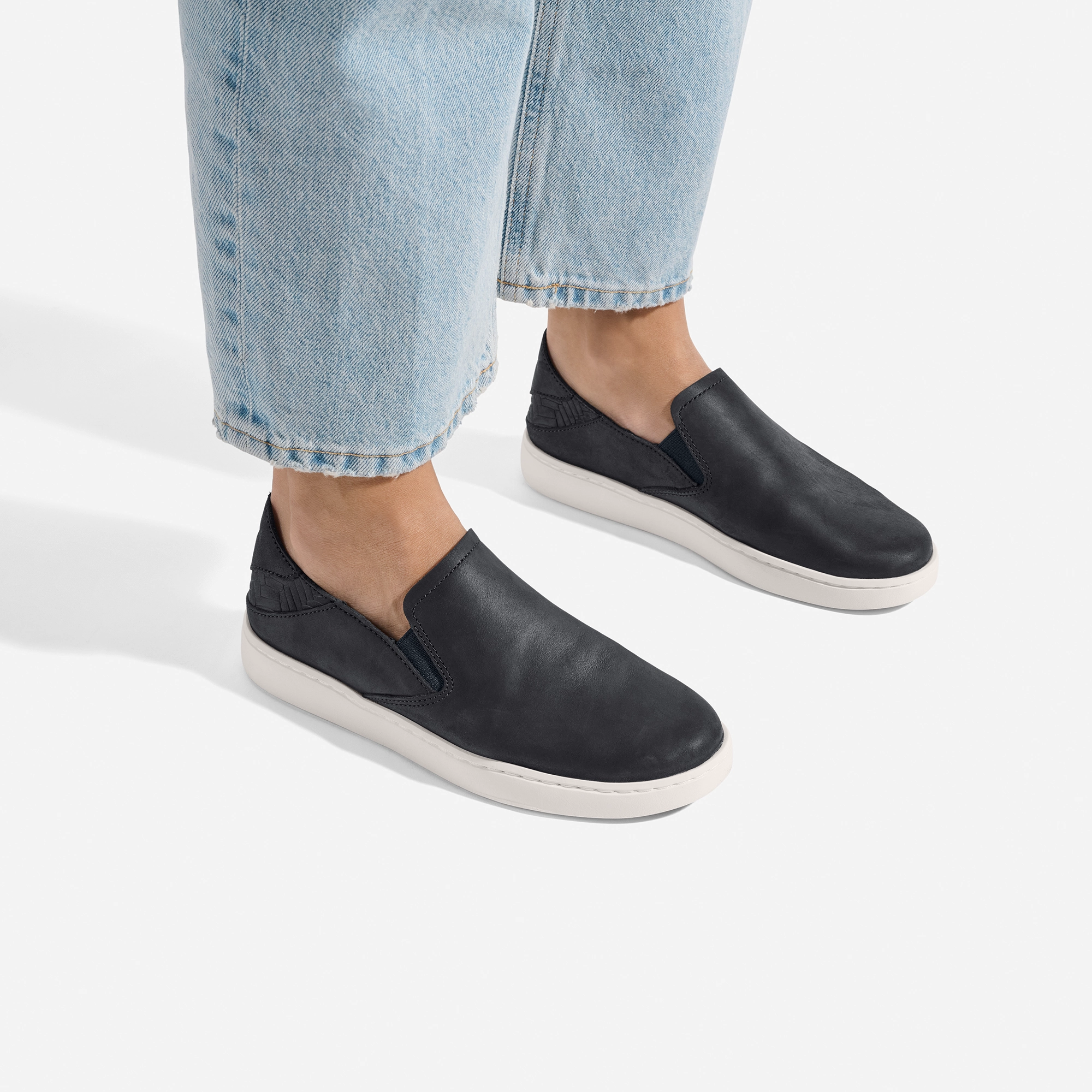 Pehuea Leather  -  Onyx / Onyx Quick Slip On Style Quick Fit Walk