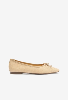 Arissa Straw Flat Stable Step