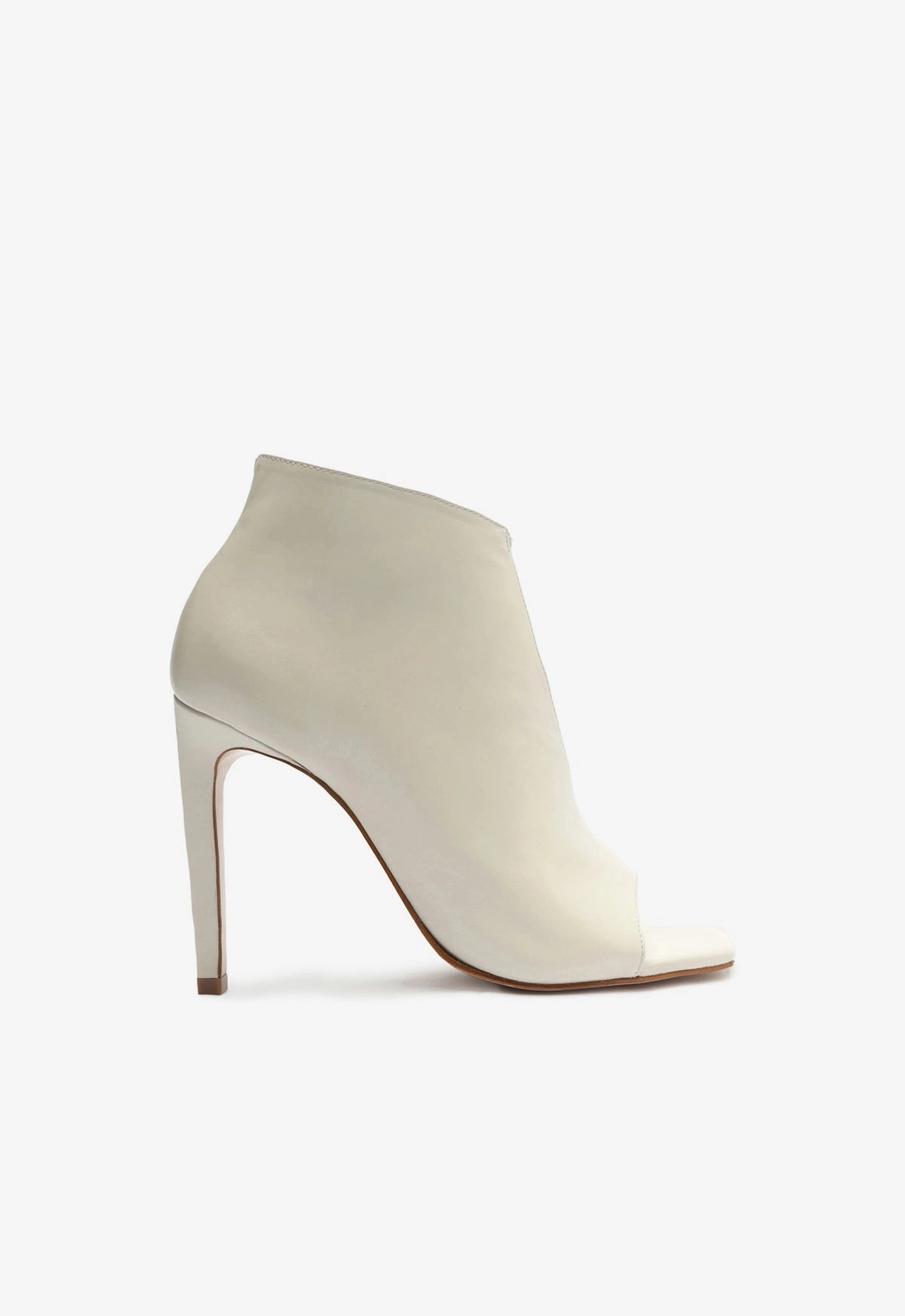 Flexible Arch Support Alina Leather Sandal