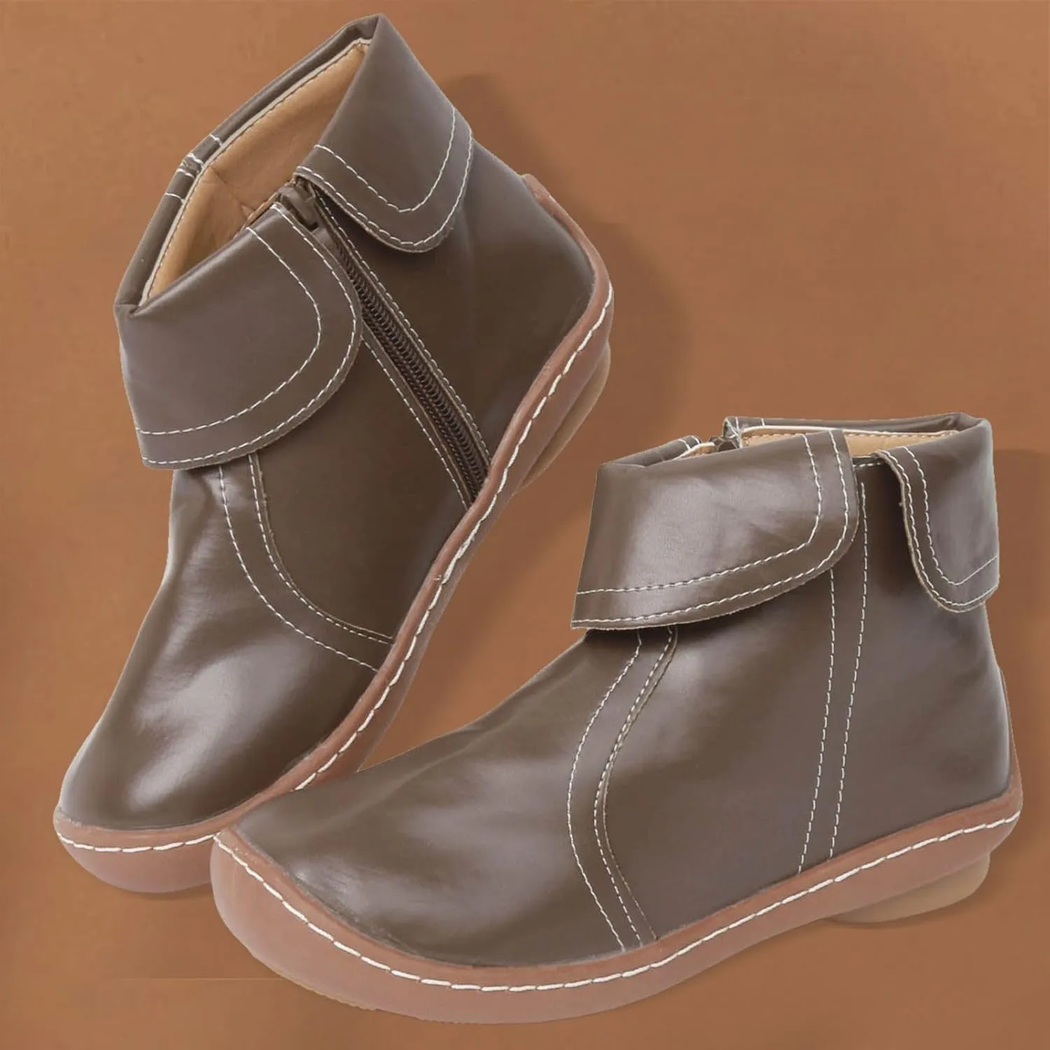 Ankle Boots for Women No Heel Casual Chelsea Boots Retro Classic Non Slip Round Toe Platform Side Zipper Riding Boots