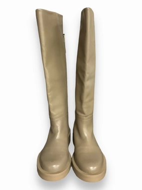 Boots Knee Flats By Zara In Beige, Size: 6 Padded Interior Work Commute