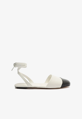 Ariel Leather Flat Island Step