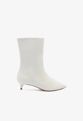 Gail Nappa Leather Bootie New In Slip Resistant Outdoor Explorers