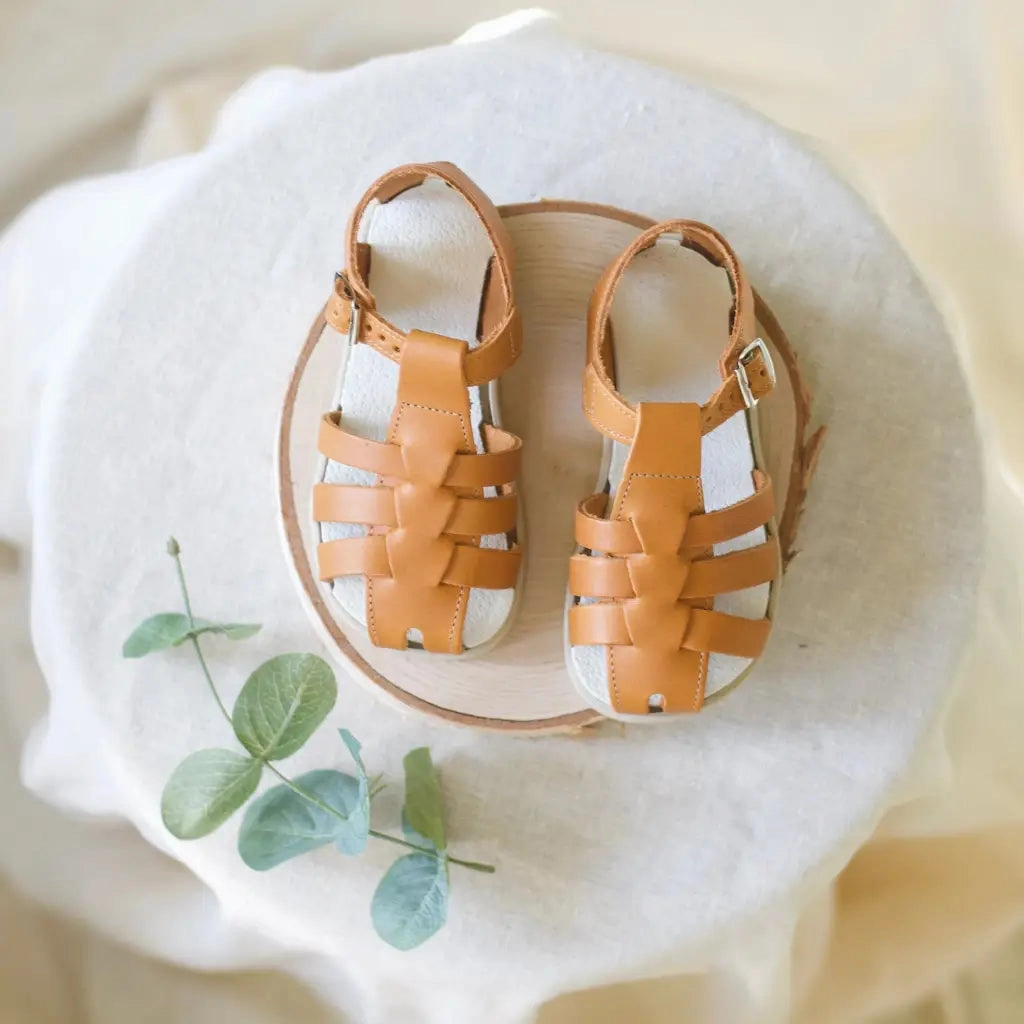 Audrey Fisherman Sandal - Country Tan Travel Glam Shock Absorbing Technology