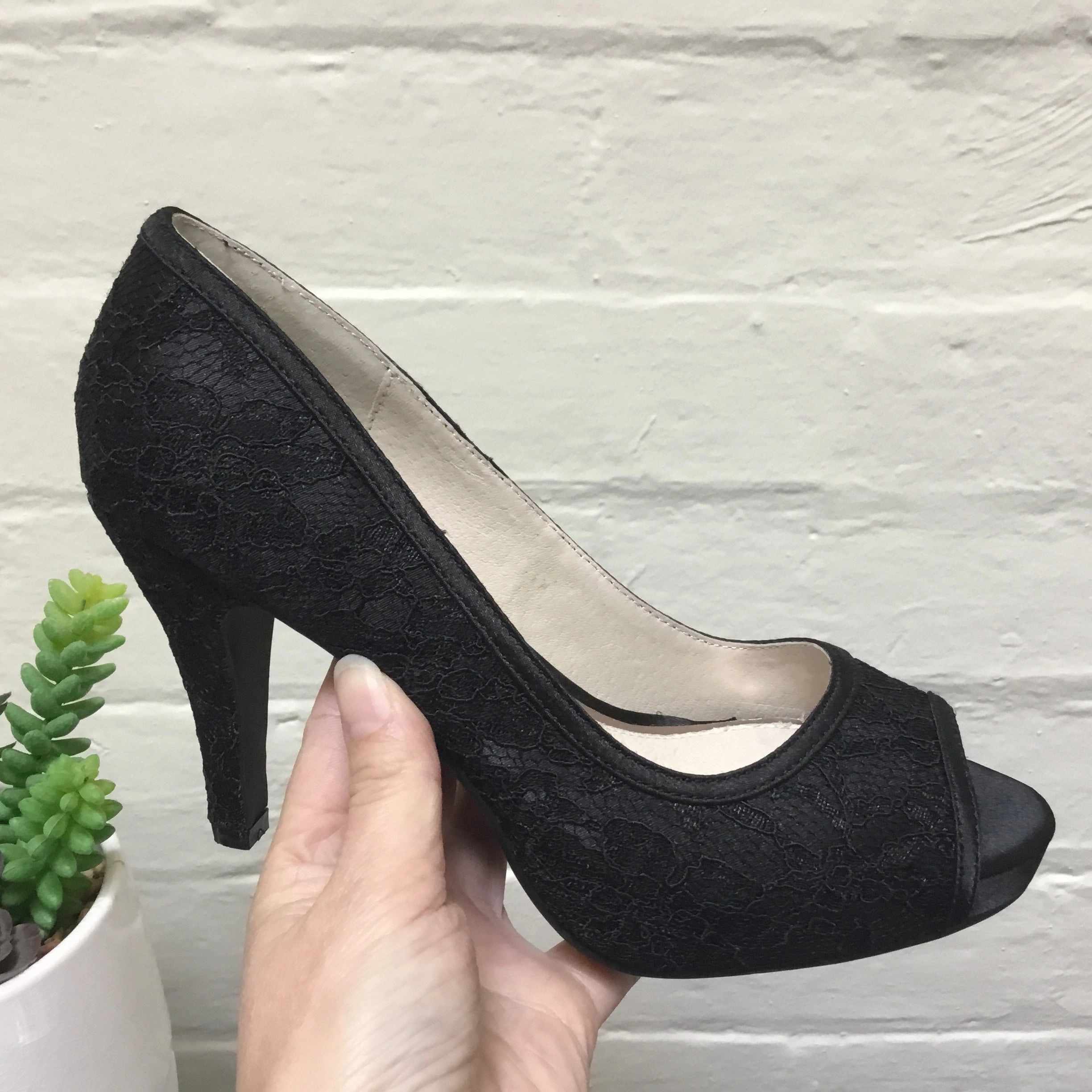 Lily Rose Marlee Black Satin and Lace Heel Breathable fabric