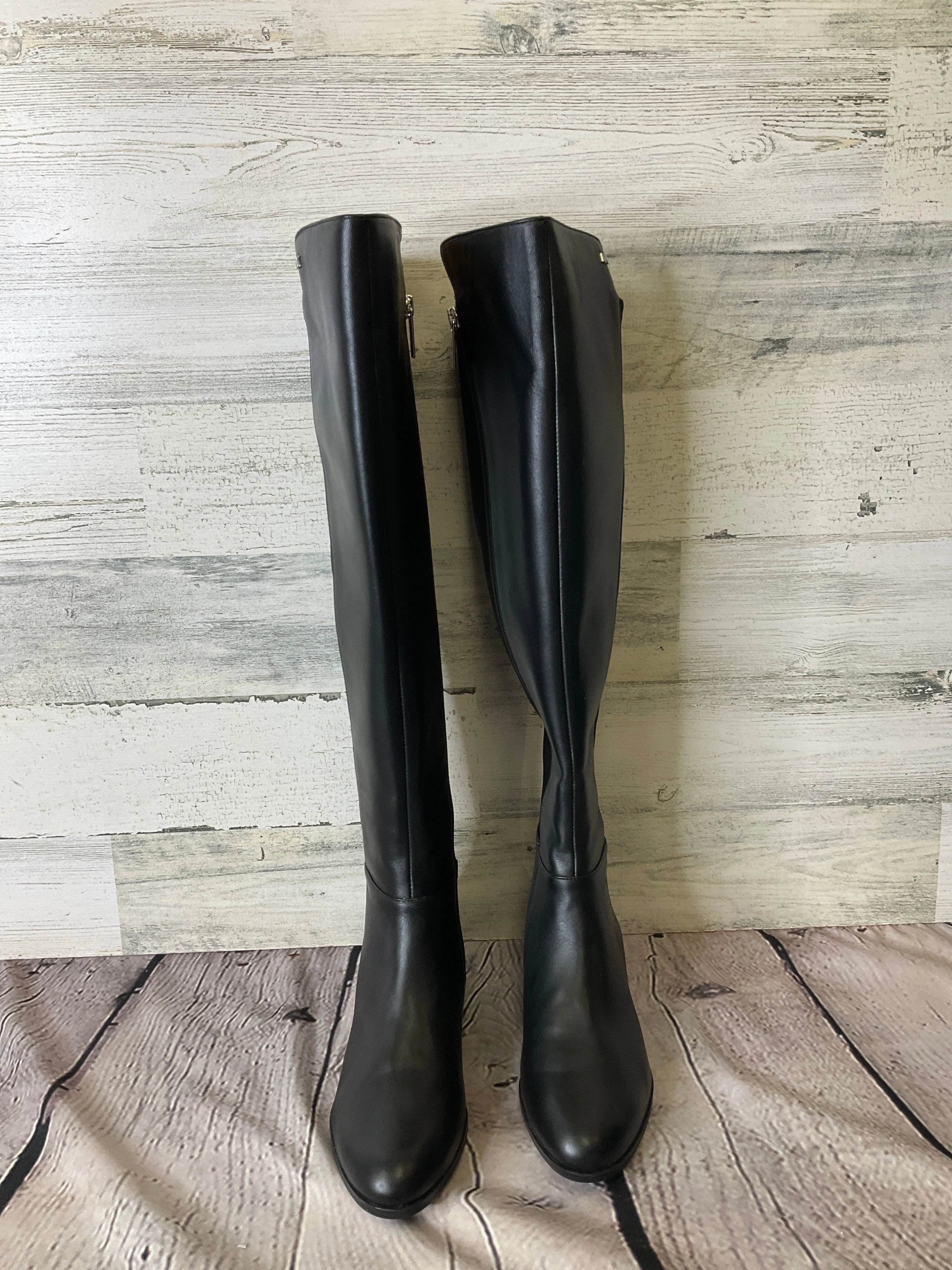 High-Quality Leather Boots Knee Flats By Michael By Michael Kors  Size: 6