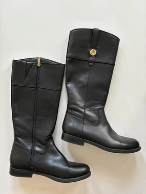 Boots Knee Flats By Tommy Hilfiger  Size: 9.5 Tactile Grip Pattern