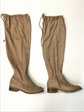 Fresh Style Boots Knee Flats By Torrid  Size: 7
