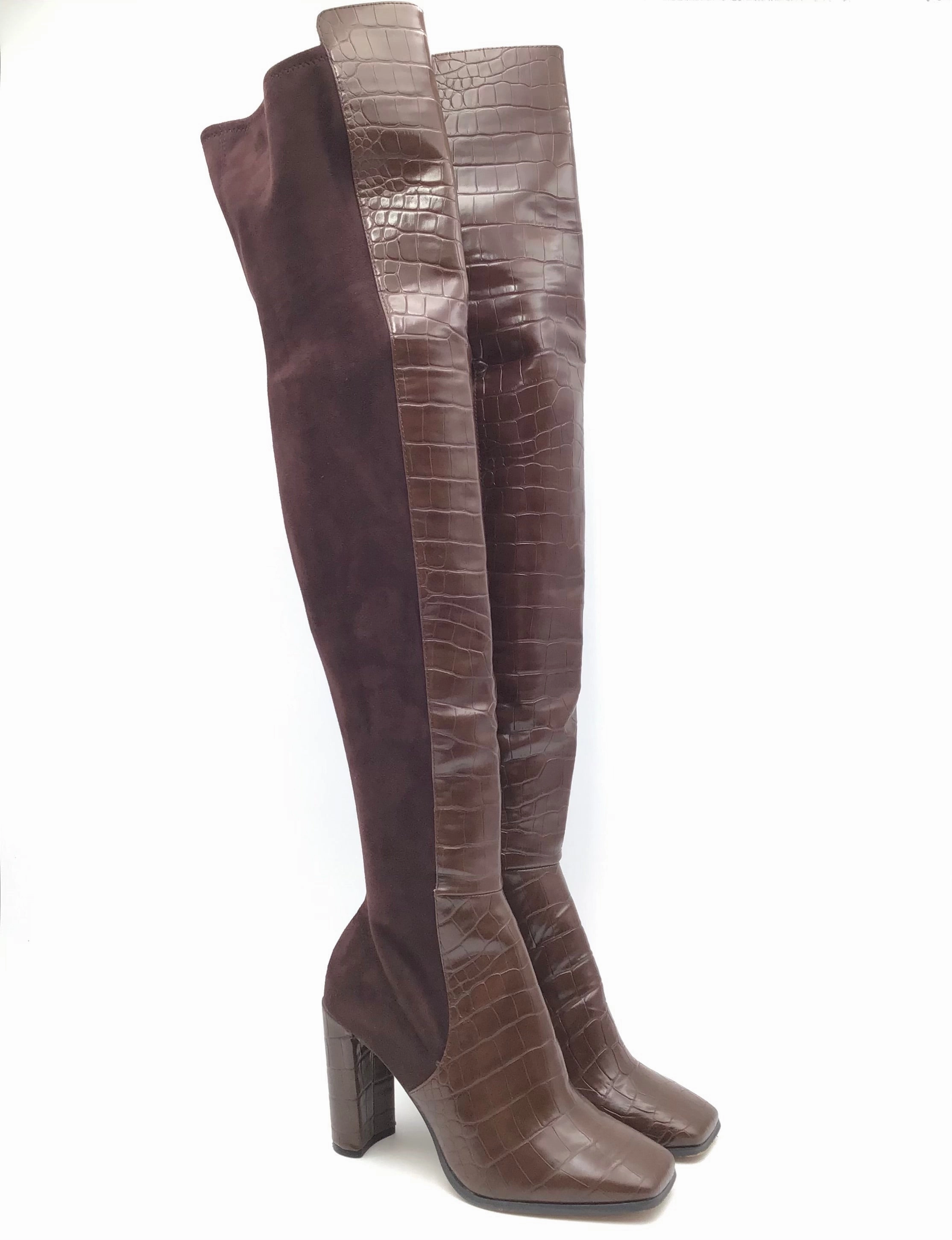 Premium Quality Fashion Statement Boots Knee Heels By Aldo In Brown, Size: 8