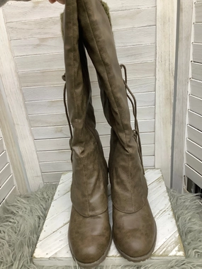Boots Knee Heels By Clothes Mentor  Size: 11 Comfort Lining Daily Walks