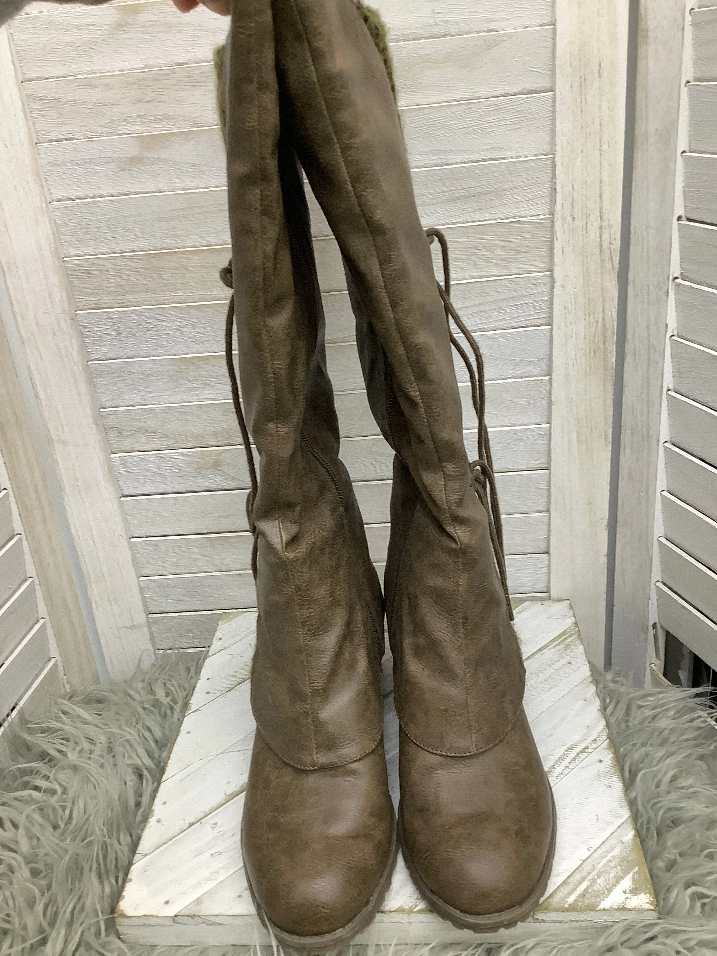 Boots Knee Heels By Clothes Mentor  Size: 11 Comfort Lining Daily Walks