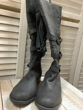 Boots Knee Heels By Clothes Mentor  Size: 9 Anti Odor Night Travel