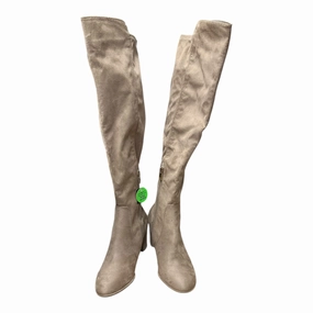 Cushioned Step Trail Exploration Soldier Boots Knee Heels By Liz Claiborne In Beige, Size: 8.5