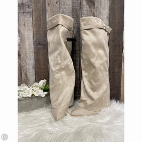 Hard Terrain Seamless Comfort Windy Weather Boots Knee Heels By Pretty Little Thing In Beige, Size: 9