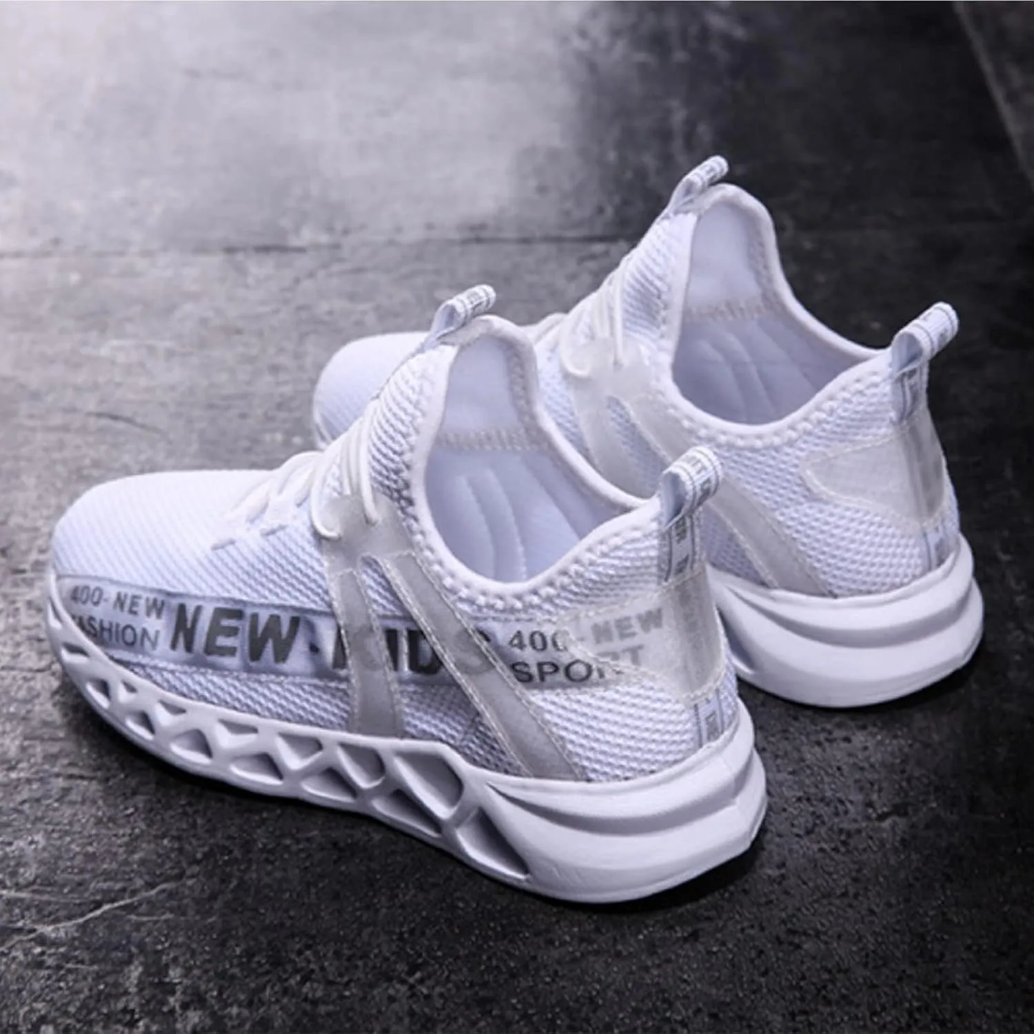 Boys and Girls Sports Shoes Breathable Double Mesh Shoes
