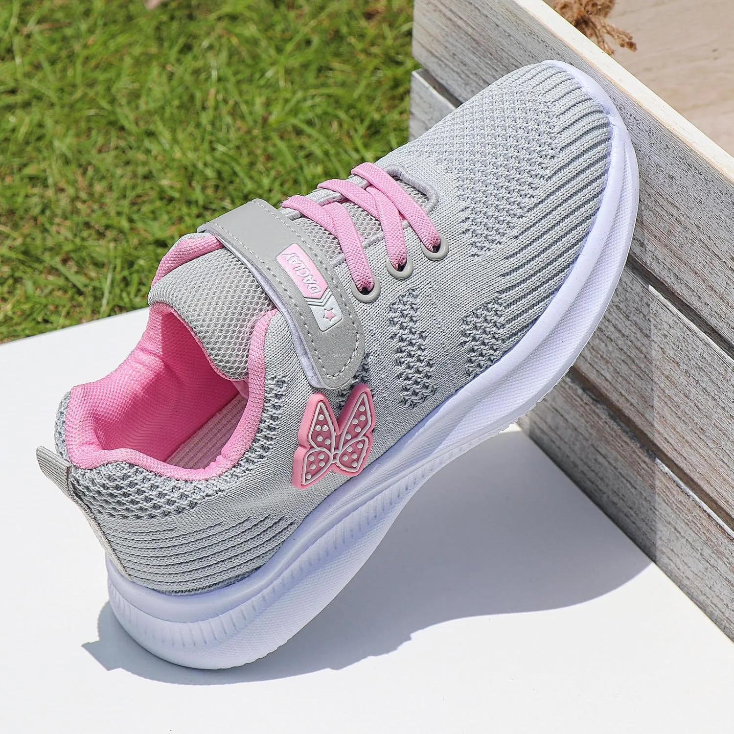 Boys and Girls Sports Shoes Breathable Double Mesh Shoes
