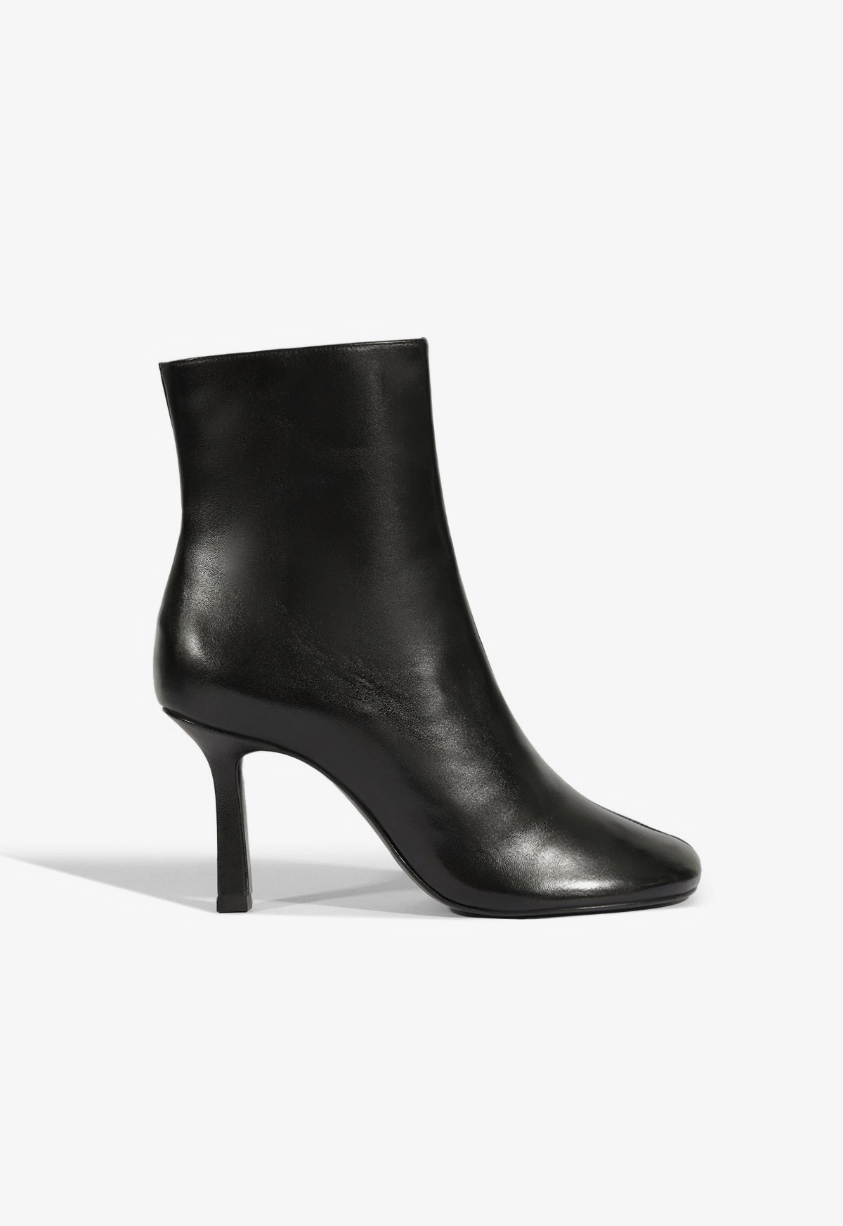 Ergonomic Footbed Brielle Leather Bootie