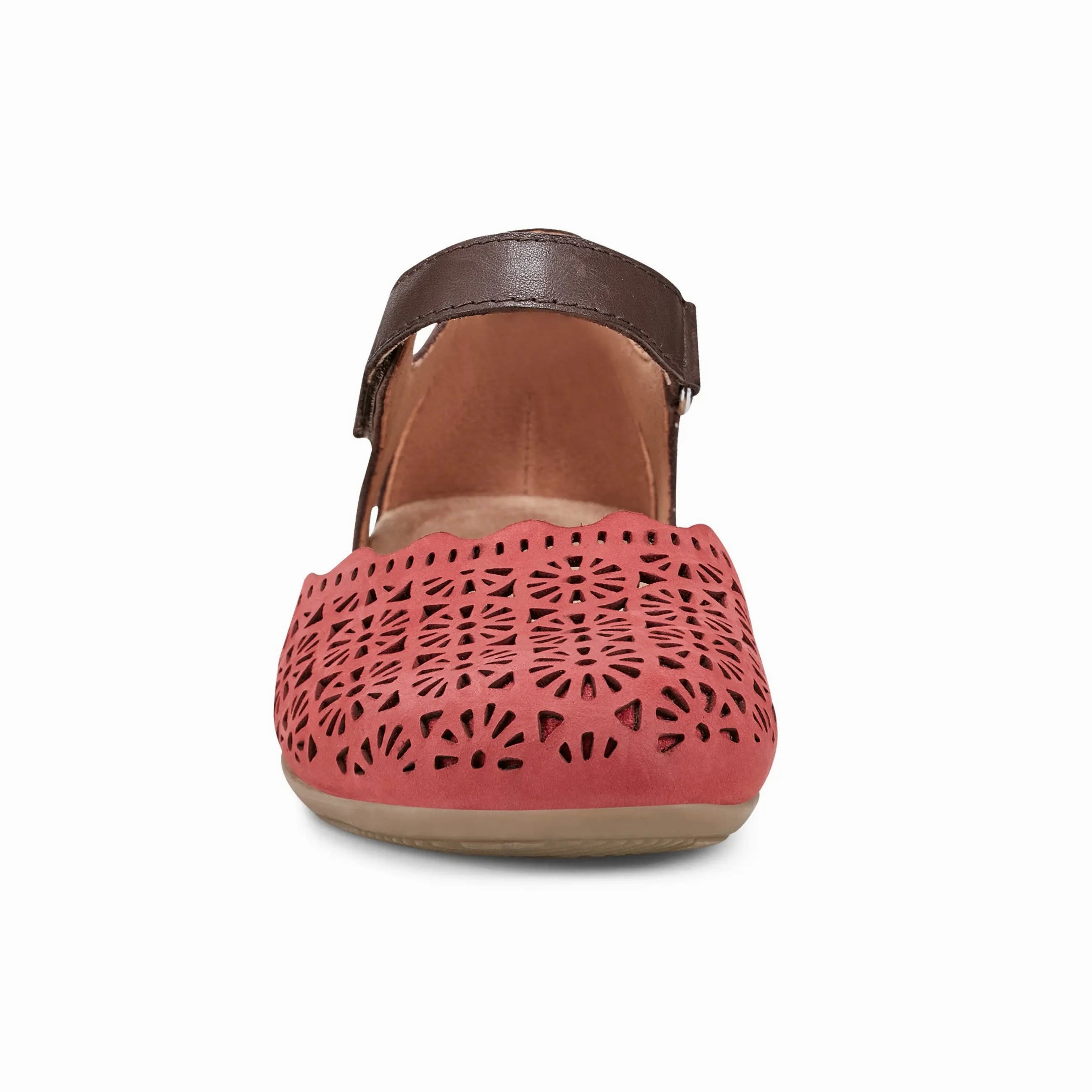 Bronnie Casual Slip-On Perforated Sandals Elastic Goring Toe room