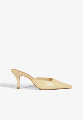 Anti Odor Outdoor Explorers King Strong Buffy Mid Stiletto Beige Pump