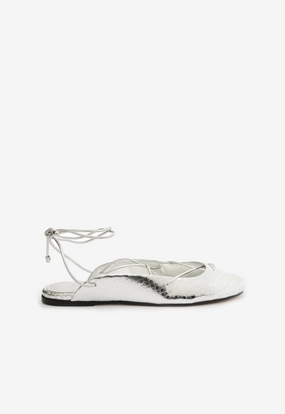 Cami Casual Leather Flat Camera Look Non Slip Wellness Seekers