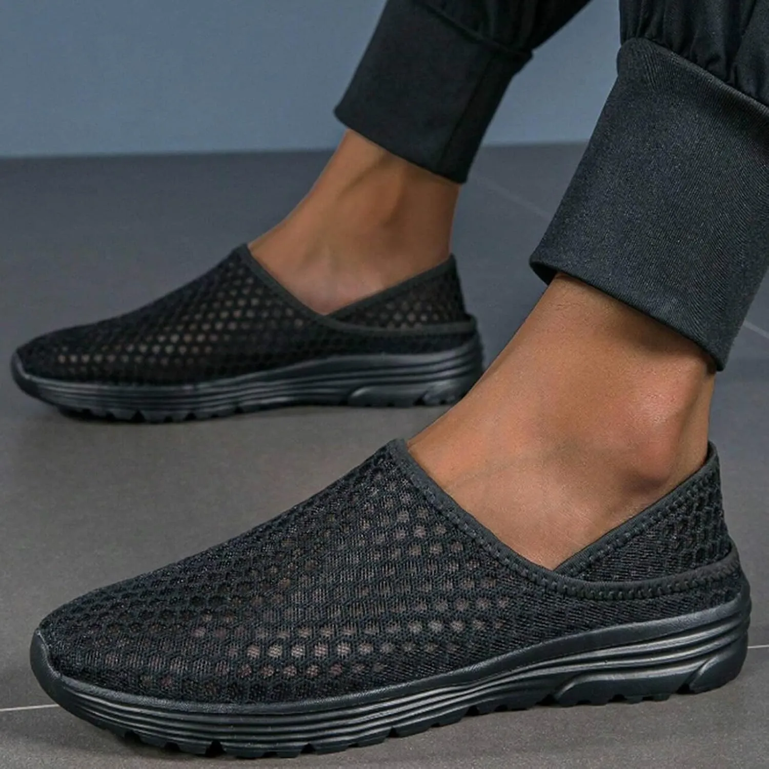 Casual Shoes for Men Men's and Women's Lazy Breathable Semi Casual Sports Shoes
