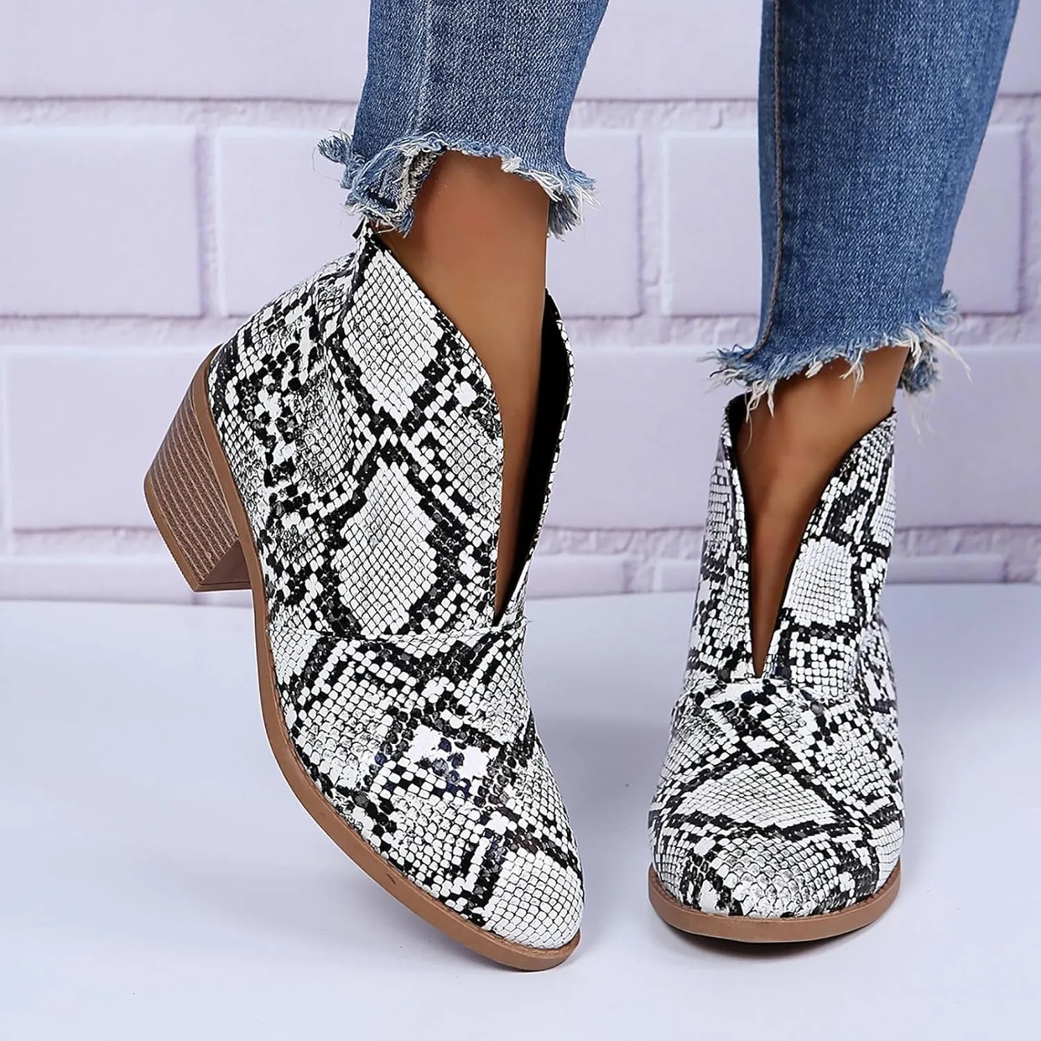 Cathalem Ankle Booties for Women Low Heel,Womens Ankle Boots Pointed Toe Stacked Chunky Heels Tassels Side Zipper Booties