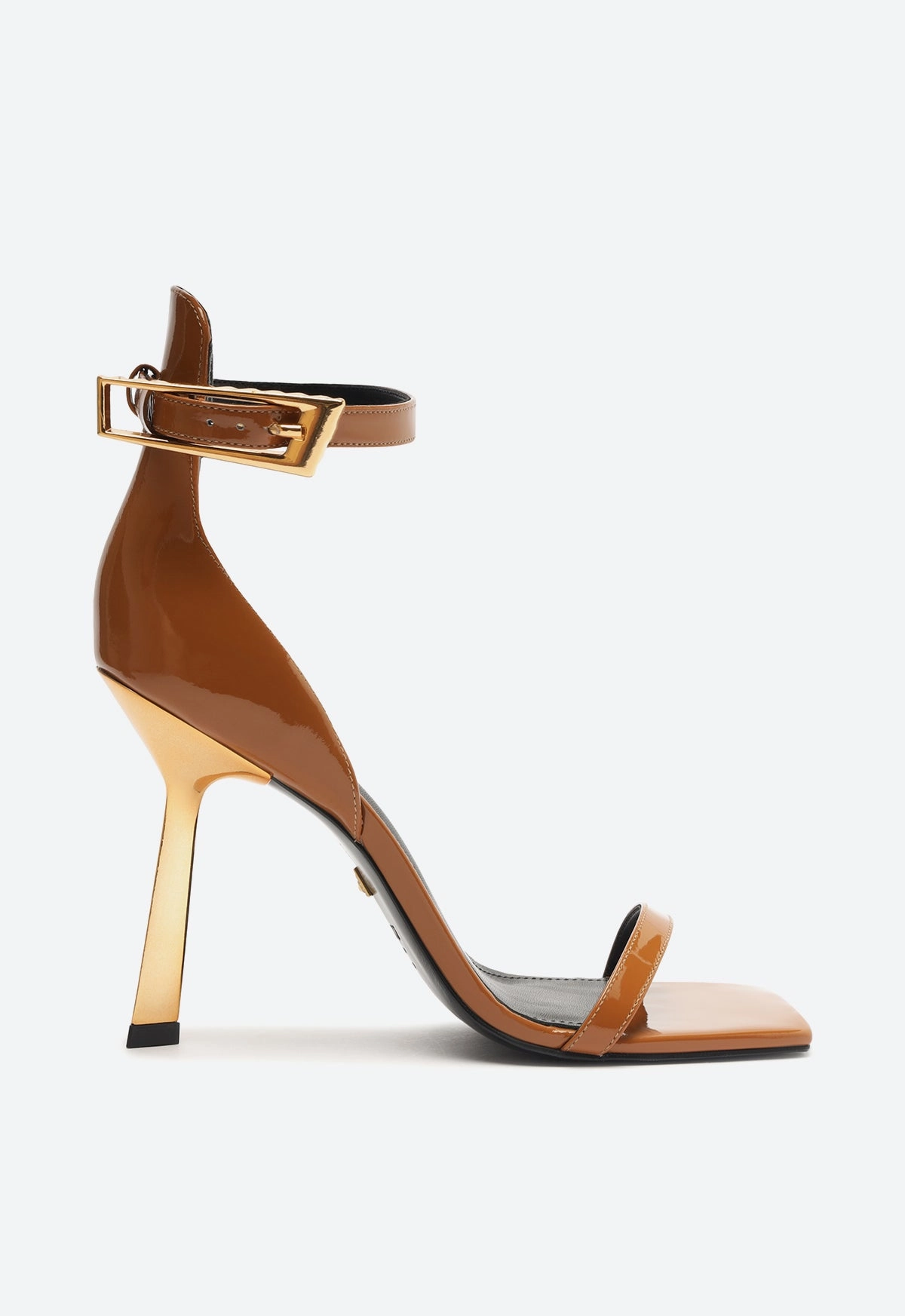 Ciara Patent Leather Sandal Old School Feather Light City Adventure