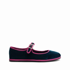 Reinforced Seams Clarissa Velvet Flat