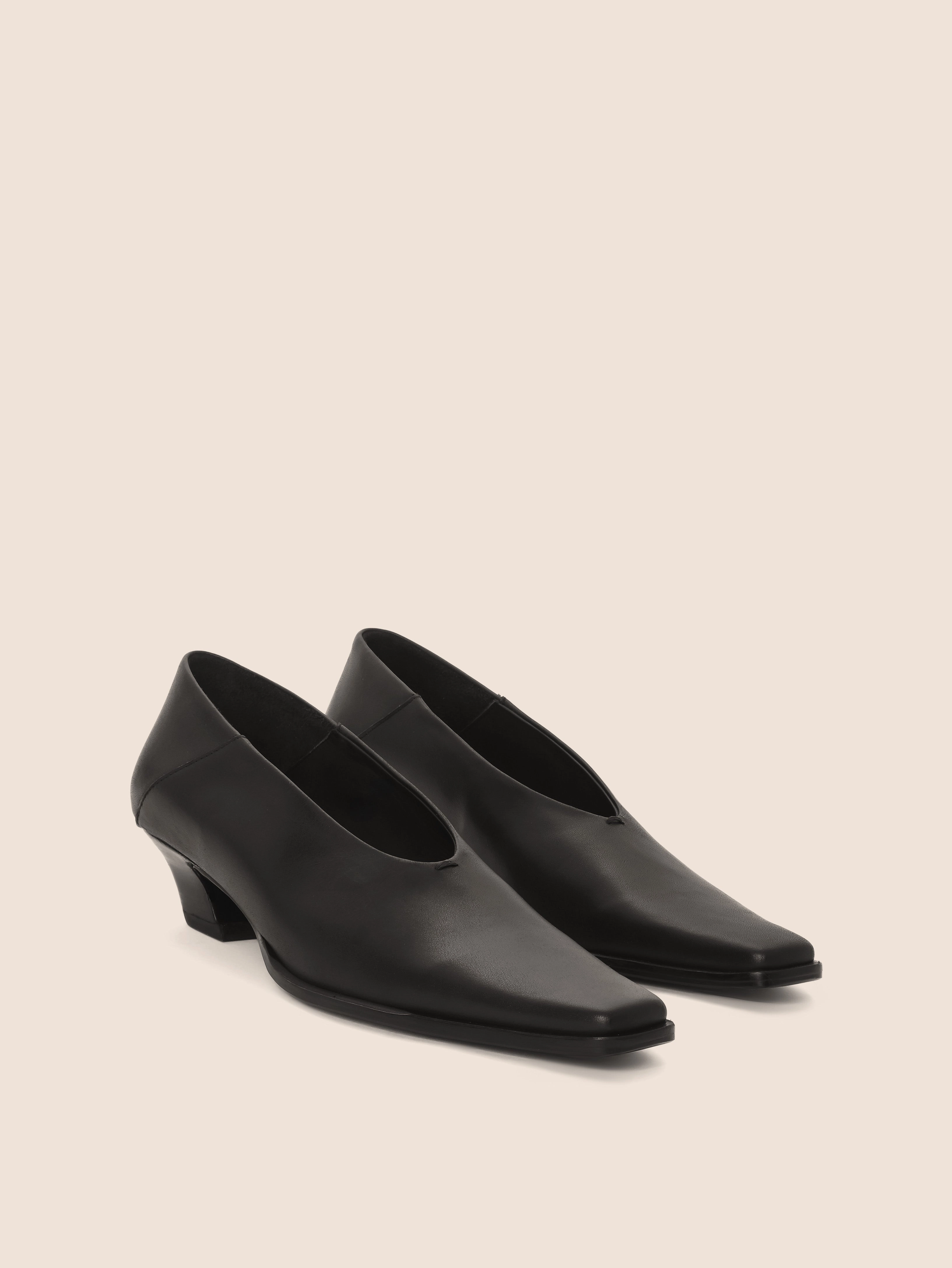 Classic Edge Youth Glow Soria Black Heel