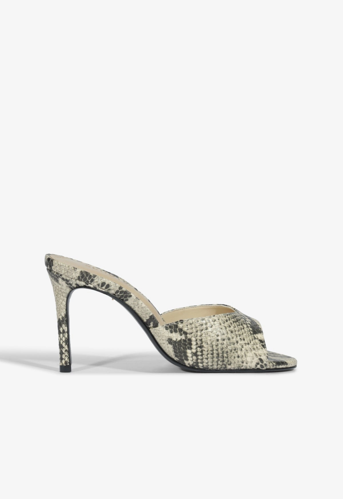 Eco Friendly Construction Cloe Sandal