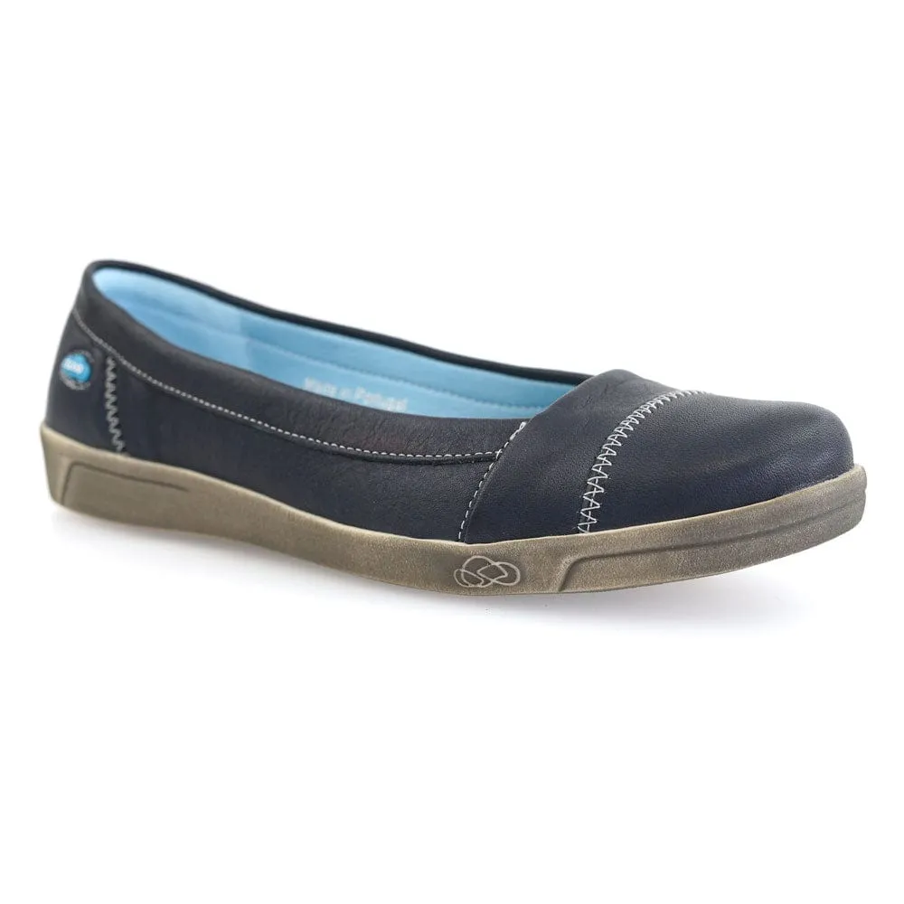 Cloud Footwear Women's Acacia Flats- Blue