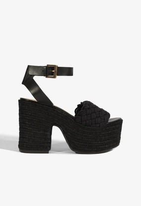 Curve Hug Stretch Fabric Weekend Trip Isabel Platform Sandal