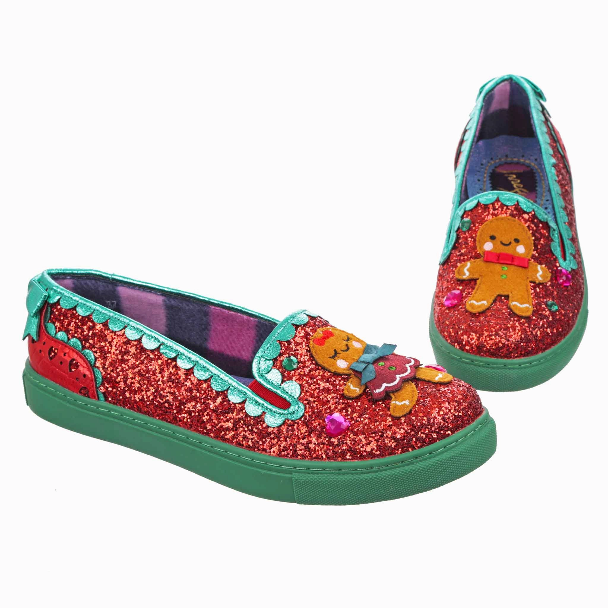 Cookie Cutter Love Port Step Team Play