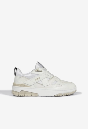 Responsive Cushion Weekend Warriors Court 95 Sneaker