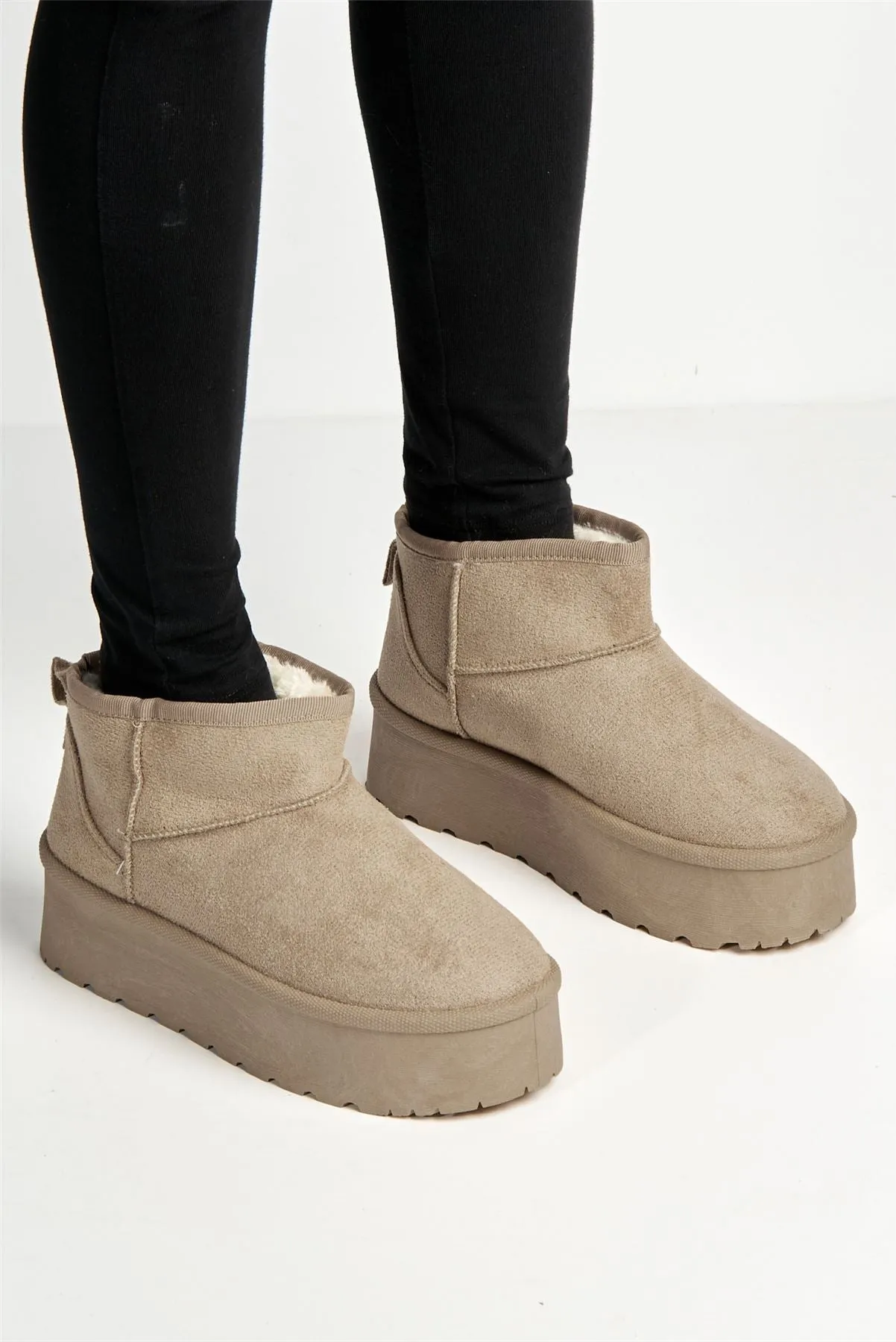 Dahl Faux Fur Lining Chunky Sole Ankle Boots in Taupe