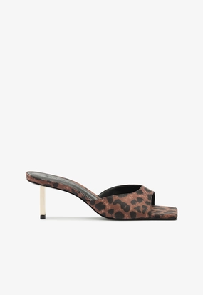 Runway Glow Denim Cool Dethalia Pin Sandal