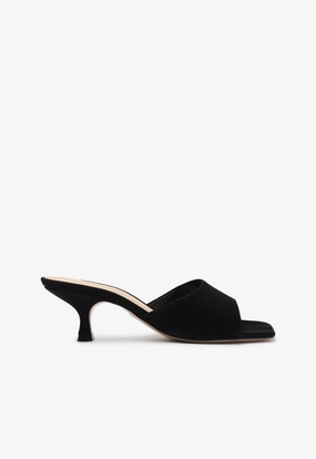 Dethalia Sandal Breath Control Cushioned Straps