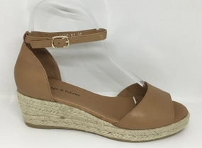 Chic Pumps Event Guard Django & Juliette Skip Tan Leather Espadrille Wedge