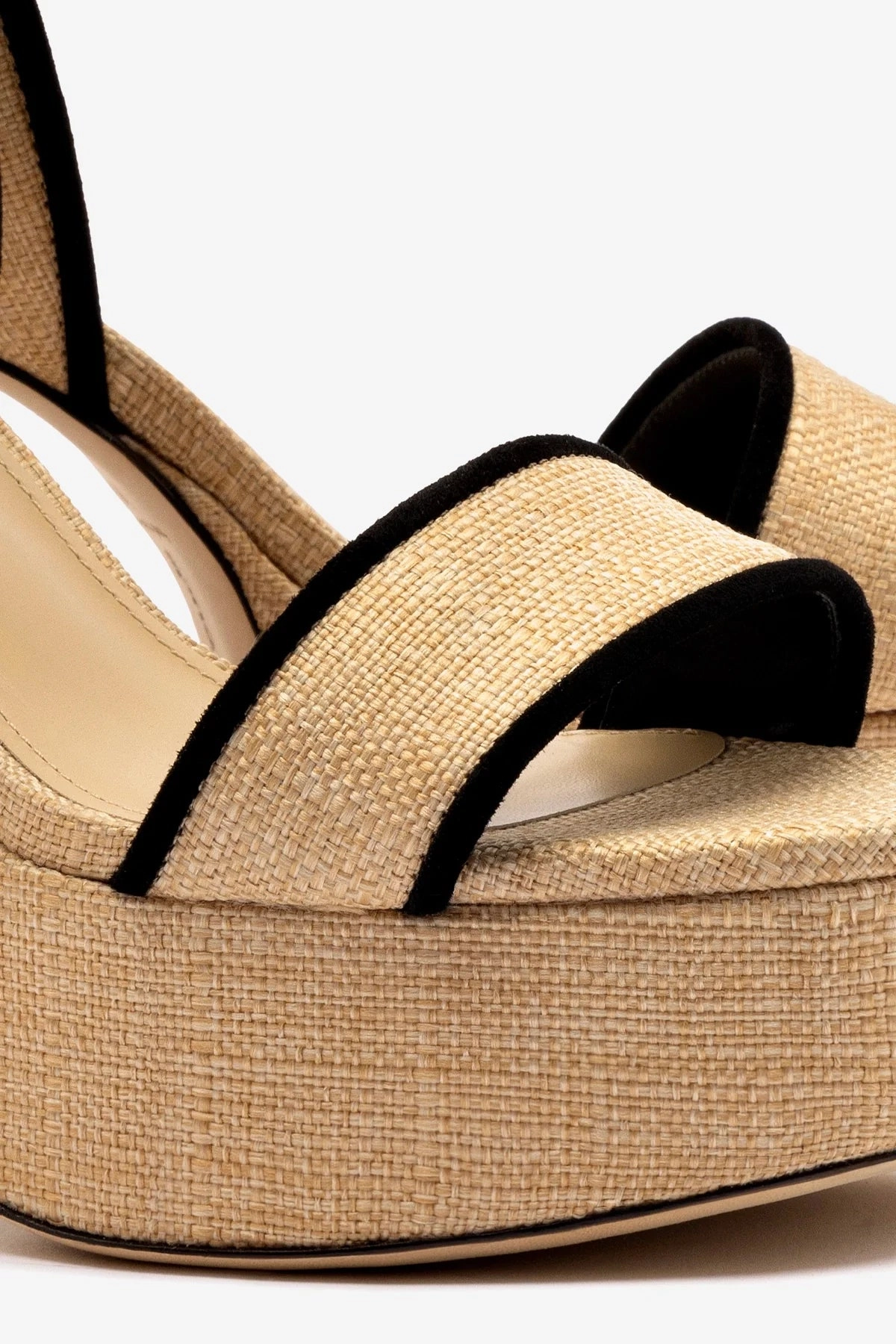 Casual Slip-ons Dolly Sandal In Beige Raffia and Black Trimming Flexible Groove Design