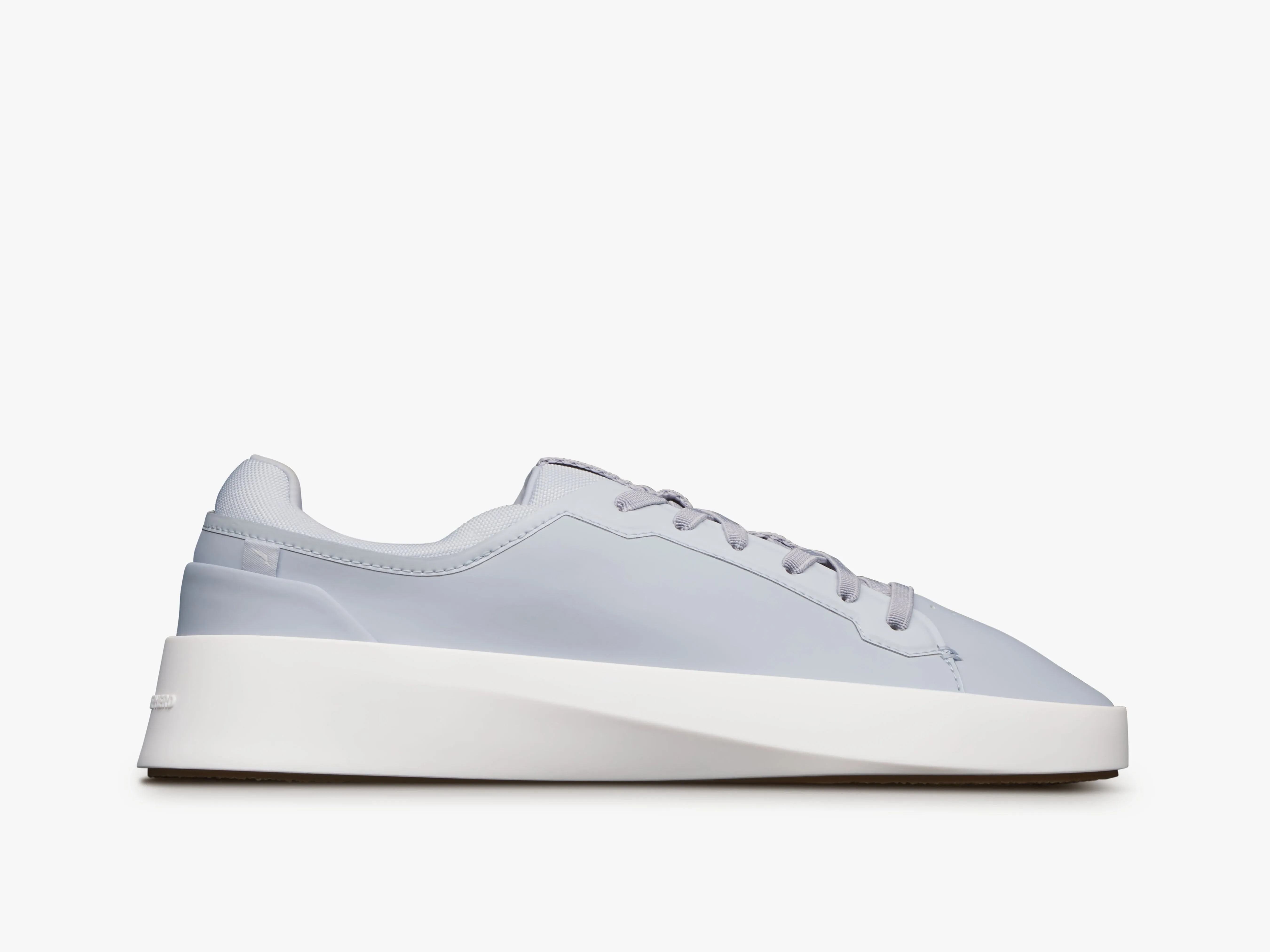 Cruise? Lo Sport World Step ventilation channels
