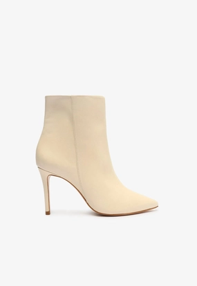 Magali Leather Bootie Ultra Light Airport Travel