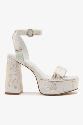 Dynamic Sole Larroud?? x Markarian Dolly Sandal In Yvette Ivory Brocade Canvas Material