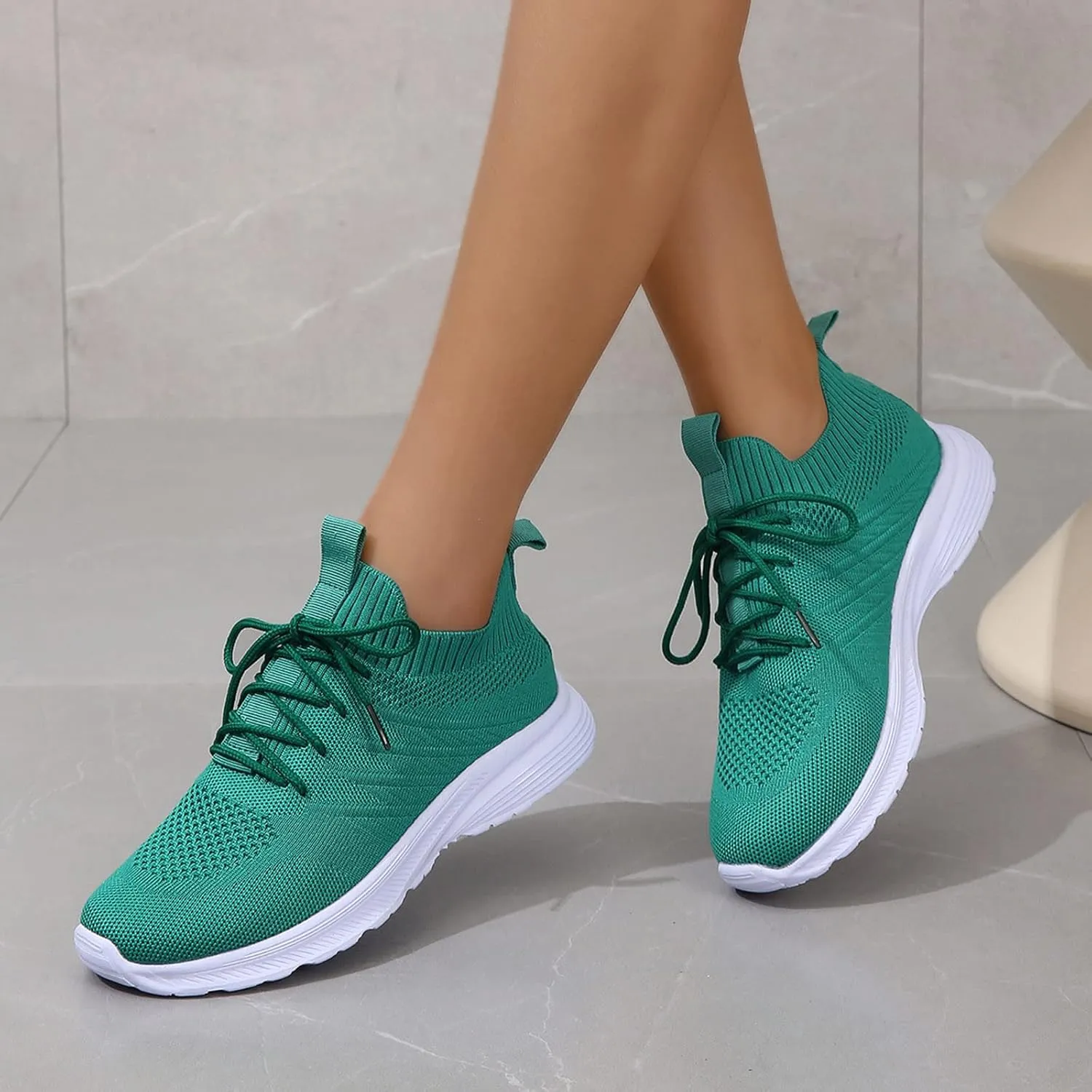 Eduavar Sneakers for Women Trendy, Sneakers for Women Sports Sneakers Lace-up Shoes Lightweight Breathable Walking Sneakers