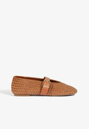 Eiza Shine Suede Flat Form Ease Ergonomic Footbed Shape