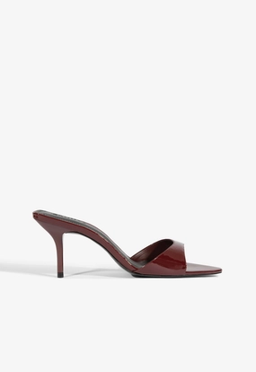 Elodie Patent Sandal Minimal Cool Seamless Look
