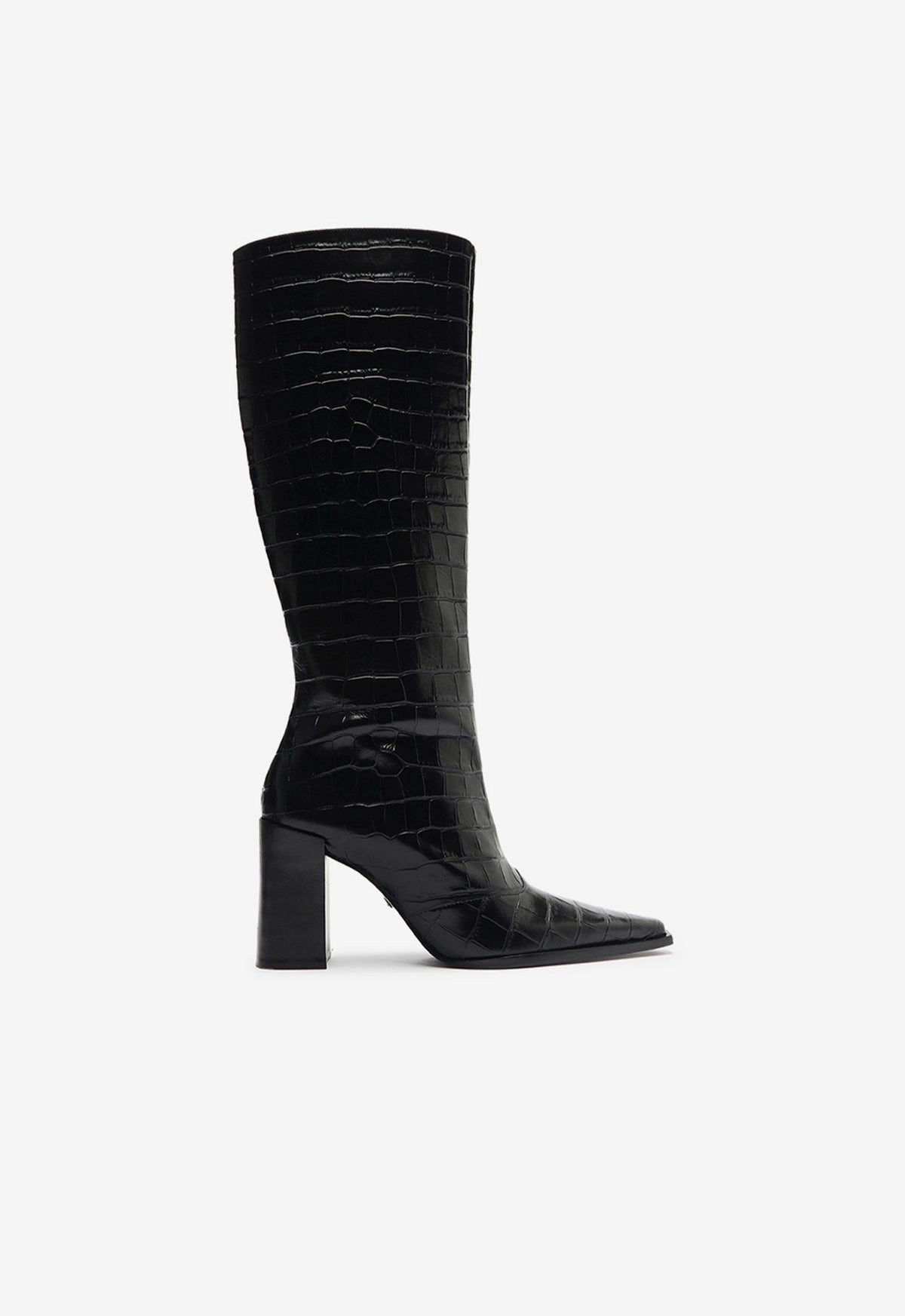 Raffaela Up Boot Reinforced toe box Seamless Inner Sleeve