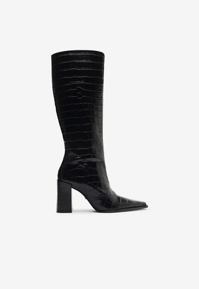 Raffaela Up Boot Reinforced toe box Seamless Inner Sleeve