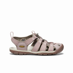 Boardwalk Glam Chic Durable Women's Clearwater CNX Sandal  |  Timberwolf/Fawn