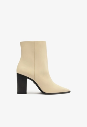 Flexible Outsole Wide Base Mikki Block Bootie