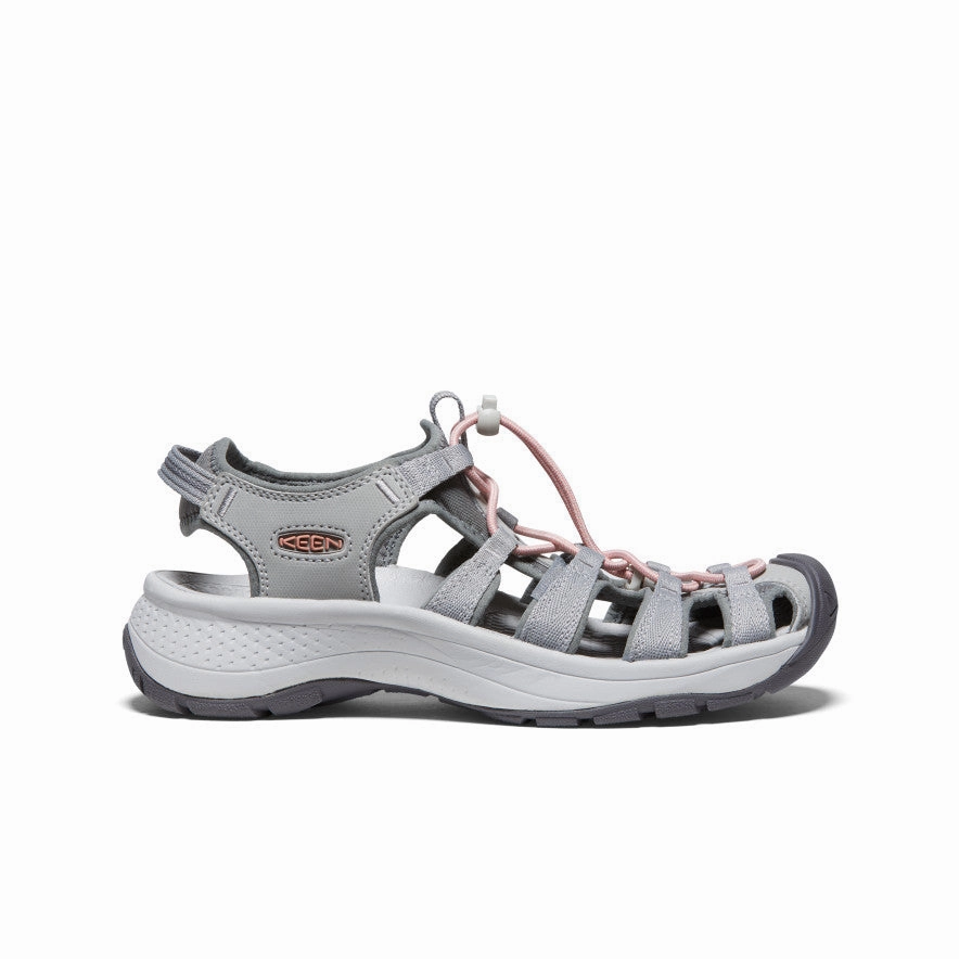 Chic Travel Flats Women's Astoria West Sandal  |  Grey/Coral
